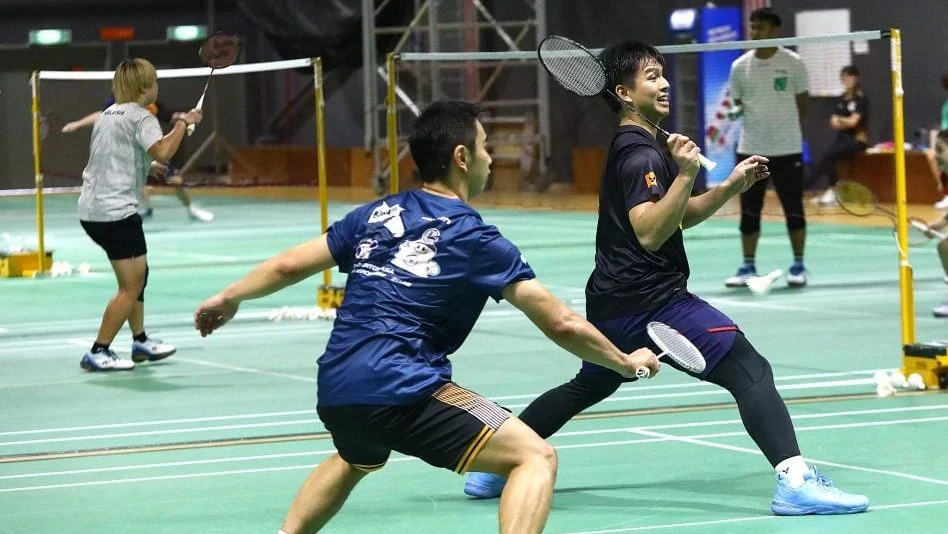 曼联欧联杯客场险胜，积分榜形势紧张